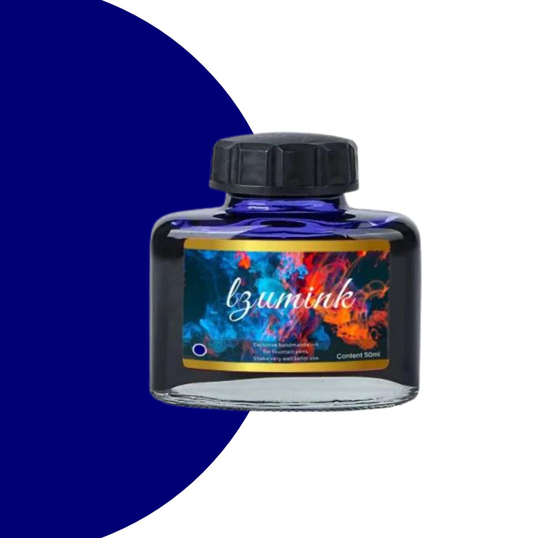Frasco de Tinta Tinteiro Premium 50ml, perfeito para recarga de canetas-tinteiro. Demonstração da Tinta Tinteiro em uso, destacando a fluidez e a cor rica. Detalhe da textura e da qualidade da Tinta Tinteiro Premium. Processo de recarga de uma caneta-tinteiro com a Tinta Tinteiro Premium, mostrando facilidade e eficiência.
