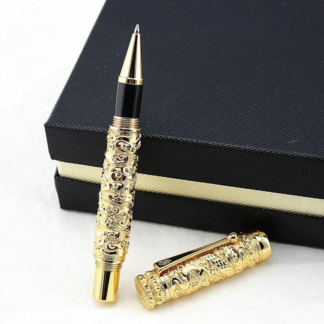 Caneta Rollerball Escultura em Relevo: Elegância e Precisão Caneta Gel de Alta Qualidade com Design Refinado Detalhes Precisos e Escrita Suave com Caneta Rollerball Sofisticação em Cada Traço: Caneta Rollerball de Metal Durabilidade e Estilo em Uma Só Caneta, Caneta rollerball de escultura em relevo Caneta gel de 0,7 mm Caneta de metal durável Caneta de escrita suave Caneta de alta qualidade para escritório