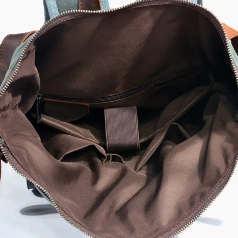 Bolsa de Lona Encerada, Bolsa Unissex, Bolsa Resistente à Água, Bolsa com Zíper, Bolsa Versátil, Bolsa de Náilon, Bolsa para Todas as Ocasiões, Acessório Durável, Bolsa de Ombro Clássica, Design Funcional, Moda e Praticidade, Bolsa Elegante, Material Resistente, Bolsa Casual e Elegante, Fechamento por zíper e material de náilon durável, Bolsa de viagem masculina, Bolsa de viagem com zíper, Bolsa de viagem unissex, mochila, mochila de couro, mochila de lona