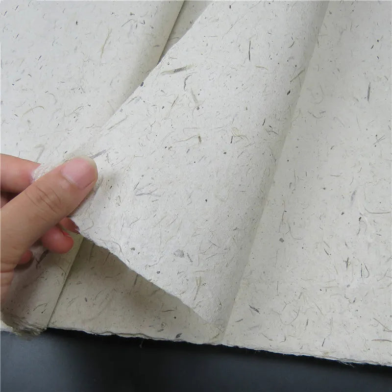 Papel de arroz para caligrafia
Papel de caligrafia tradicional
Papel para pintura com tinta
Papel de arroz com estampa floral
Papel para pintura a tinta chinesa
Material para caligrafia artística
Papel espesso para arte
Papel meio maduro para caligrafia Papel de Arroz para Caligrafia com 10 folhas. O papel é espesso, possui estampa de flores e é ideal para caligrafia e pintura tradicional. Disponível em vários tamanhos, oferece uma superfície suave que absorve tinta sem penetrar, garantindo traços precisos 